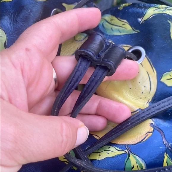 ๐๐๐๐๐Gorgeous patricia nash Lemon Print Drawstring Backpack navy blue . - Picture 10 of 14